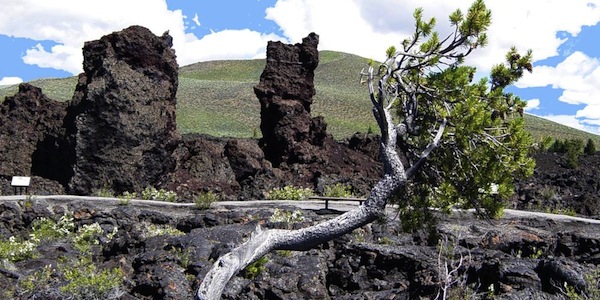 Rafted_parts_of_north_crater